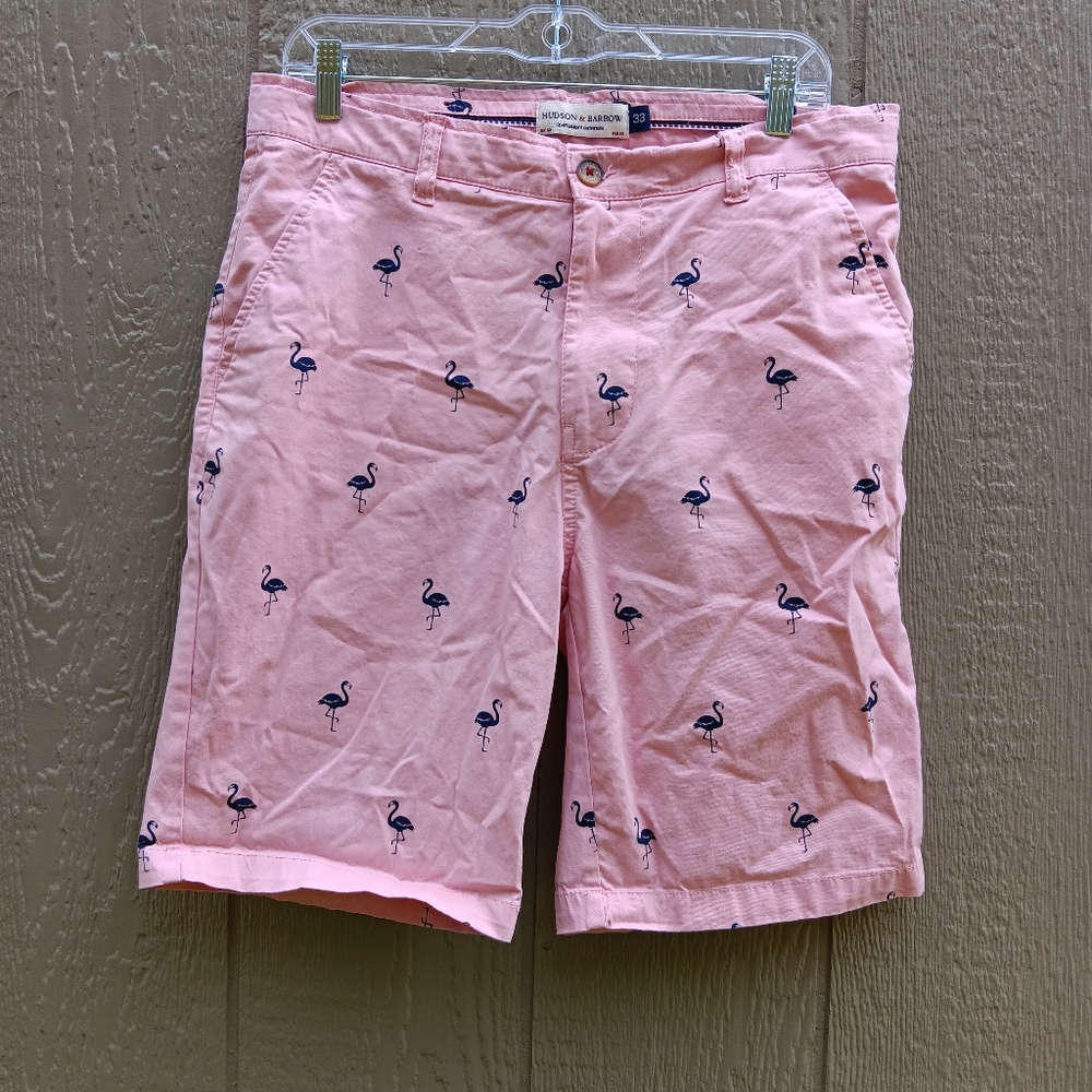 HUDSON & BARROW Men's Pink Shorts With Navy Flamingos Size 33